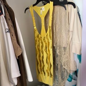 Yellow sequenced bright zigzag tank top